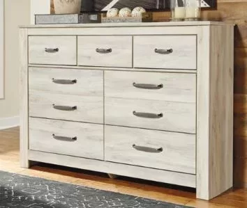 Elia Dresser