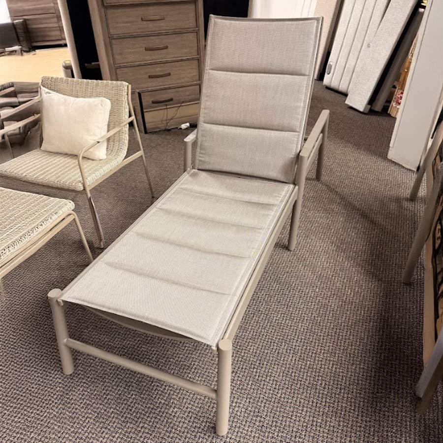 Outdoor Lounger 265