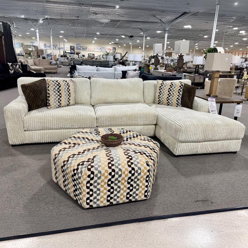 3pc Sectional With Ottoman 145
